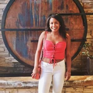 Meet your Posher, Brittanee